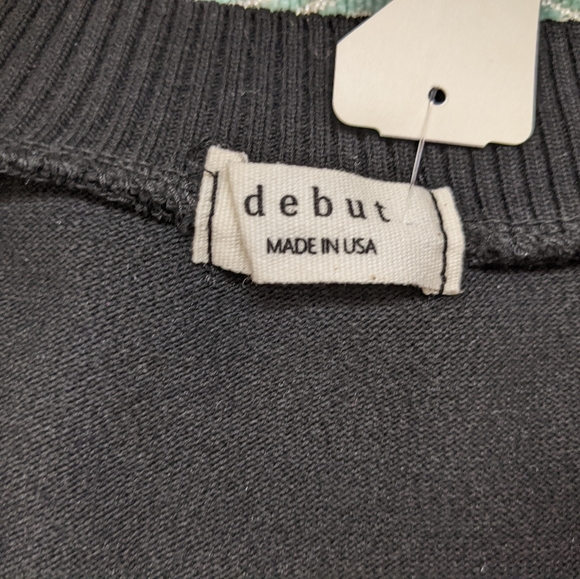 Pink Dinosaur Cropped Sweater - Picture 5 of 6